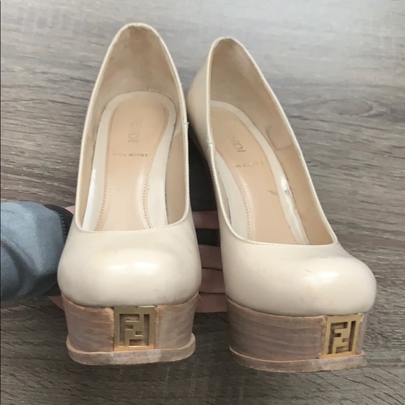 Fendi | Beige Leather Logo Platform Pumps 36.5 - Picture 4 of 9